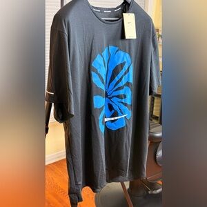 BEAUTIFUL NIKE RUNNING DriFit T-SHIRT RISE 365 RUN!!!